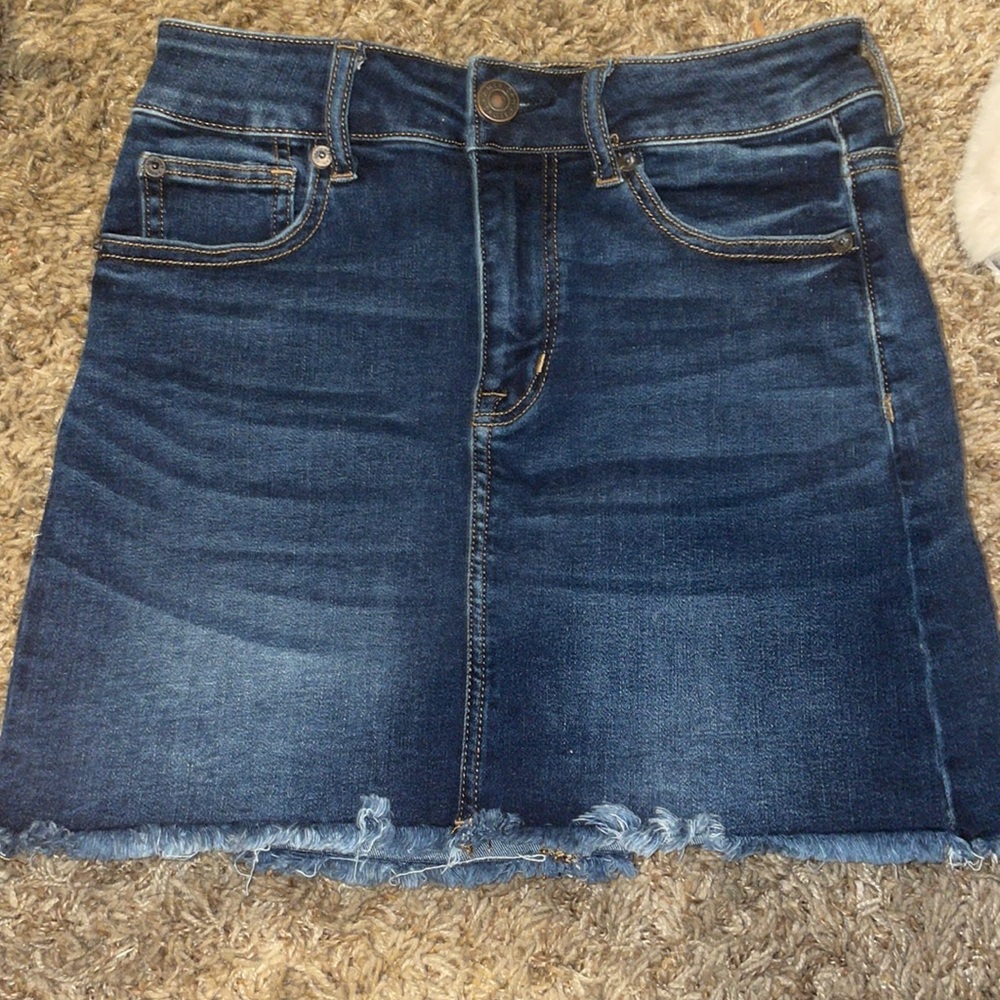 Super cute skirt worn couple times very good condition